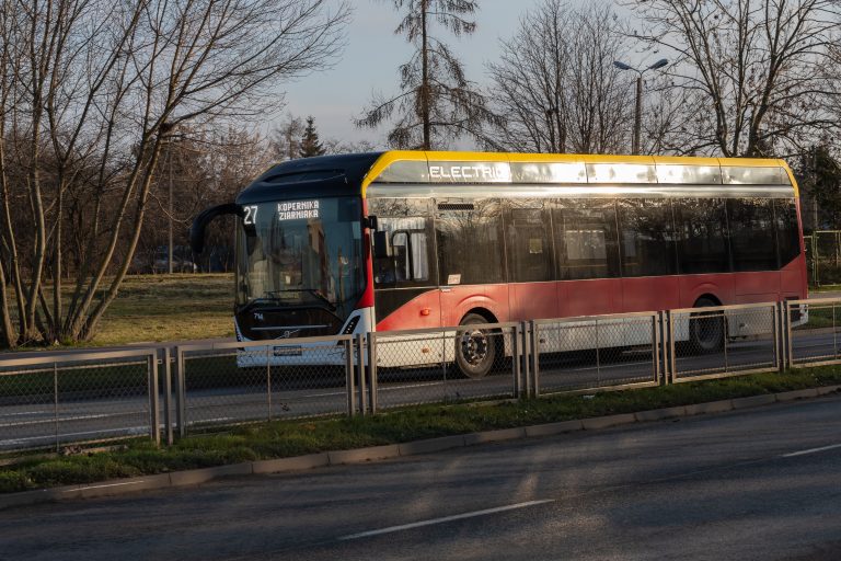 Samorząd województwa kupi 40 supernowoczesnych autobusów. Czy to na pewno dobry pomysł?