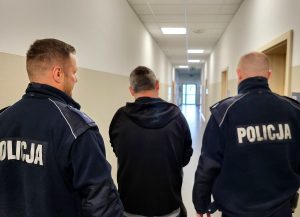 Poszukiwany 48-latek w rękach tucholskich policjantów