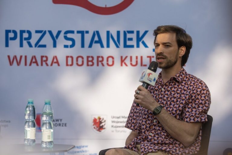 Wywiad tygodnia. Mówię o swoich doświadczeniach – Janek Mela