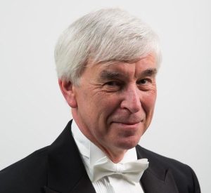 SZAFARNIA ZAPRASZA. Renomowany brytyjski pianista Anthony Adkins BEM wystąpi w Szafarni