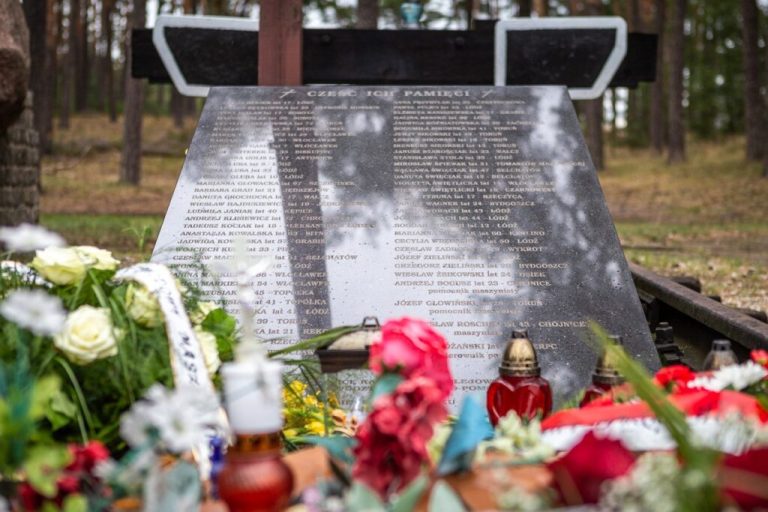 Pamięci ofiar katastrofy pod Otłoczynem – zapraszamy na uroczystość