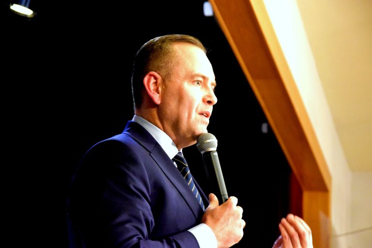 PIERWSZE ORĘDZIE PREZYDENTA KAROLA NAWROCKIEGO! PADŁY MOCNE SŁOWA!