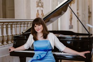 SZAFARNIA ZAPRASZA  na szósty koncert z cyklu „Wakacje z Chopinem” – Aleksandra Bobrowska z recitalem fortepianowym
