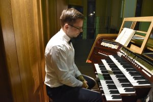 Koncert Patryka Podwojskiego kończy XIII Międzynarodowy Letni Festiwal Organowy w Tucholi