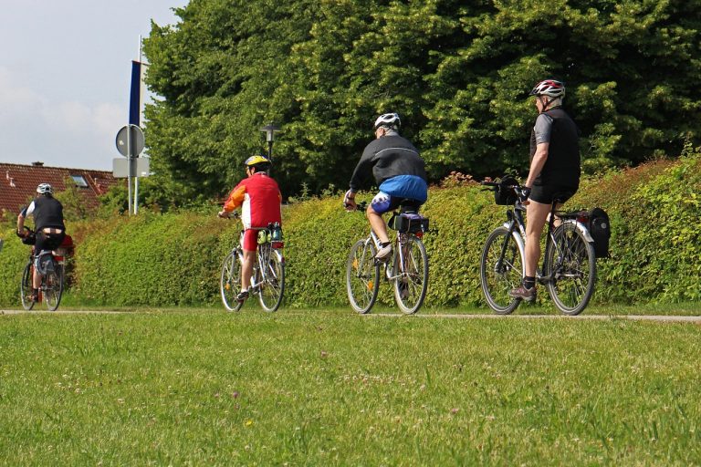 Stawiają na bezpieczną infrastrukturę rowerową, dotyczy również naszego powiatu