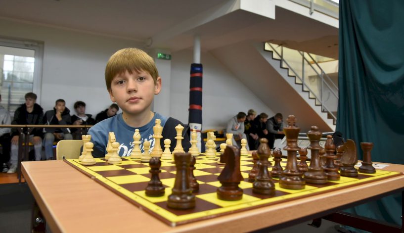 Turniej szachowy „Polubić szachy-zostań mistrzem” w ZSLiT w Tucholi