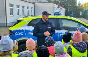 „Odblaskowa szkoła” z tucholską Policją