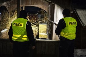 Tucholscy policjanci kontrolują miejsca przebywania osób w kryzysie bezdomności