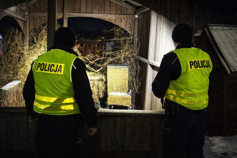 Tucholscy policjanci kontrolują miejsca przebywania osób w kryzysie bezdomności