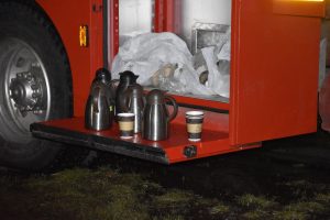 Strażacy walczą z lokalnymi podtopieniami. Ludzie są im wdzięczni.