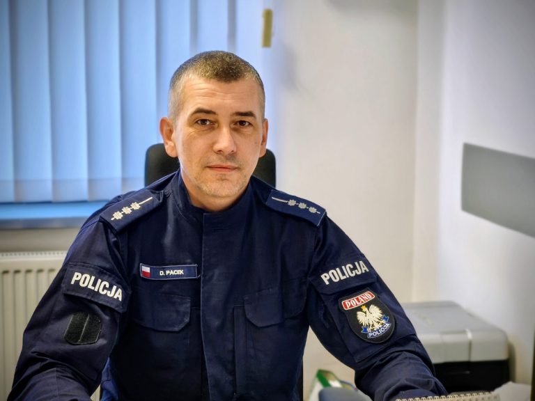 Policjant w czasie wolnym od służby zatrzymał poszukiwanego