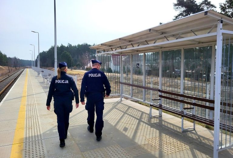 Policjanci prowadzili działania na obszarach kolejowych