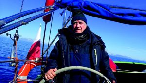 Zaproszenie na otwarcie wystawy fotografii Jarosława Żuchowskiego „W drodze”