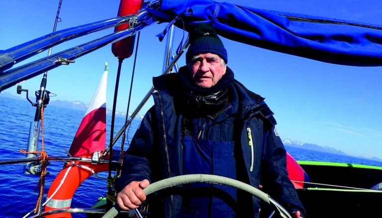 Zaproszenie na otwarcie wystawy fotografii Jarosława Żuchowskiego „W drodze”