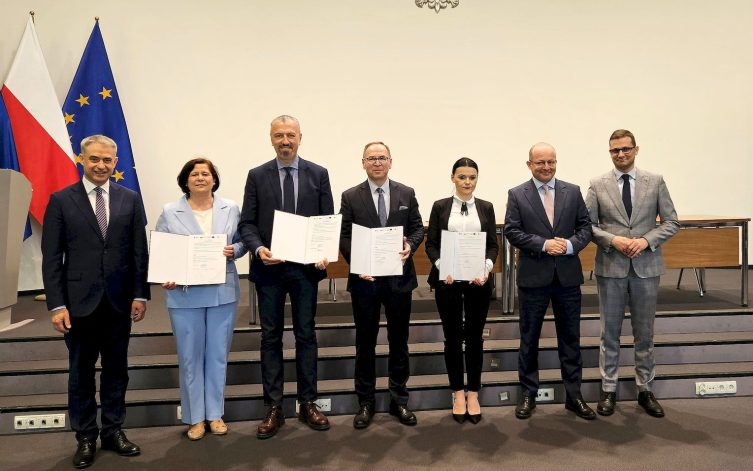 Wzmocnienie cyberbezpieczeństwa wodociągów w województwie kujawsko-pomorskim i  1 030 427,72 zł dla PK w Tucholi!