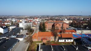 ZŁOTA SZKOŁA otworzyła swoje podwoje dla nowych adeptów leśnictwa ( felieton nieobiektywny)