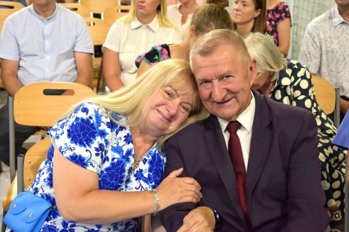 Zakończenie roku szkolnego w SP w Bysławiu i pożegnanie dyrekcji szkoły