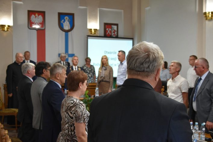 Tucholscy radni miejscy uczcili pamięć zmarłego burmistrza