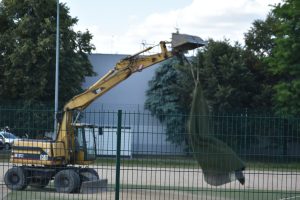 Na terenie tucholskiego OSiRu trwają remonty boisk i kortów tenisowych