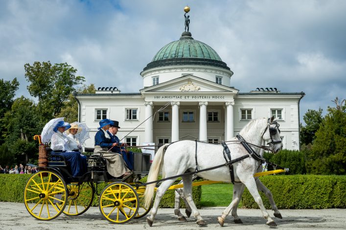 Jubileuszowy Konkurs Pojazdów Konnych w Lubostroniu