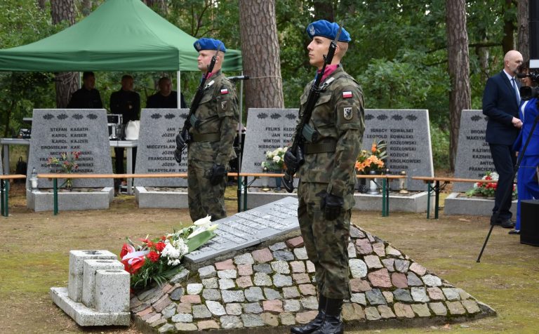 UROCZYSTOŚĆ PATRIOTYCZNA W RUDZKIM MOŚCIE