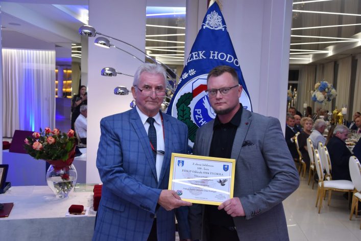Tucholscy hodowcy gołębi pocztowych świętują 100 lat istnienia swojego koła!