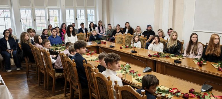 Uczniowie gminnych ze stypendiami burmistrza Tucholi